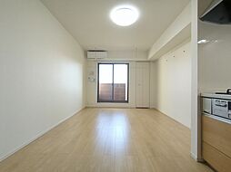 メゾン・ド・ルピナス　II 204 2階1LDKのリビング/ダイニング