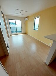 ピア野市II 201 2階2LDKのリビング/ダイニング