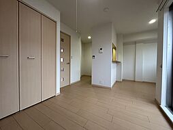 プリマベーラくずは 105 1階ワンルームのリビング/ダイニング