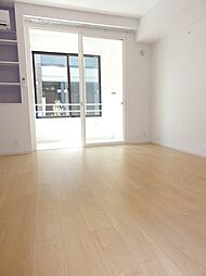 ツインズグレース　Ｂ 104 1階ワンルームのリビング/ダイニング