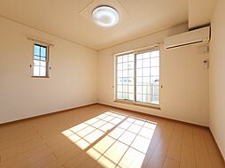 グラシアスＧ 201 2階1LDKのリビング/ダイニング