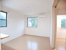 アンソレイエII 203 2階2LDKのリビング/ダイニング