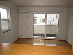 エバーグリーン 104 1階1LDKのリビング/ダイニング