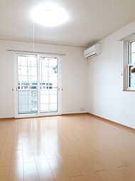 カリーノ・Ｋ 103 1階ワンルームのリビング/ダイニング