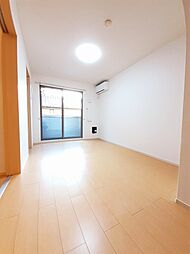 ロワール　イースト 102 1階1SKのリビング/ダイニング