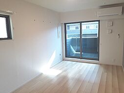 カーサ　カメジマ 202 2階ワンルームのリビング/ダイニング