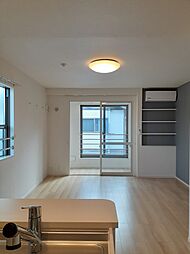 コンフォート　チェリッシュ 201 2階ワンルームのリビング/ダイニング