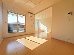 ブルック　白石　II 202 2階1LDKのリビング/ダイニング