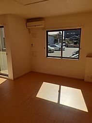 ラッフィナート 102 1階1LDKのリビング/ダイニング