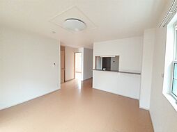 ＹＵ弐番館 101 1階1LDKのリビング/ダイニング