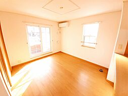 マイ・ショアII 201 2階2LDKのリビング/ダイニング