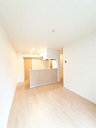 メゾン・ド・アイローネII 104 1階1LDKのリビング/ダイニング