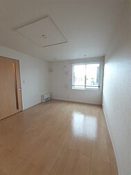 クレインＢ 102 1階2LDKのリビング/ダイニング