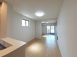 サニーフラット 202 2階1LDKのリビング/ダイニング