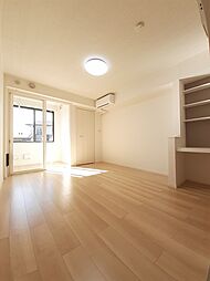 リーベ 102 1階1Kのリビング/ダイニング