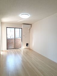 カーサ・アリビオ 101 1階1LDKのリビング/ダイニング