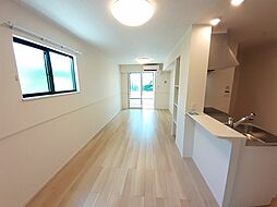 ミルレーヴＮ 105 1階1LDKのリビング/ダイニング