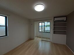 ブライト　スクエアI 101 1階ワンルームのリビング/ダイニング