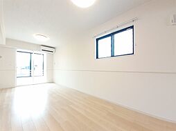 グリーン　ステージア 101 1階1LDKのリビング/ダイニング