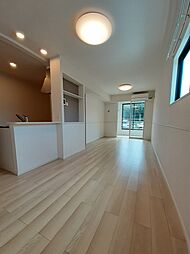 アナザースカイI 201 2階2LDKのリビング/ダイニング