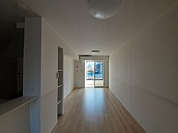 兆　II 102 1階1LDKのリビング/ダイニング