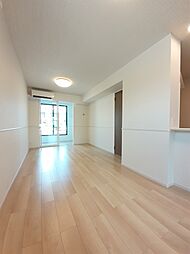 フォンテーヌ長尾沢 105 1階1LDKのリビング/ダイニング