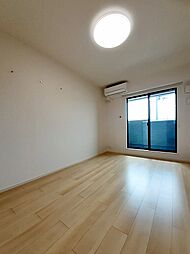 エトワール　プレジー 205 2階1LDKのリビング/ダイニング