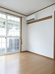 エクセレンテグリシーナI 102 1階2LDKのリビング/ダイニング