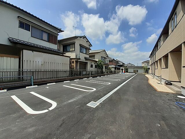 6 / 13
