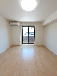 フローラルコート　Ｕ・VI 101 1階1Kのリビング/ダイニング