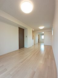 アーポシークII 103 1階1LDKのリビング/ダイニング