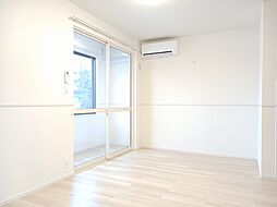 ウィステリア　II 101 1階1LDKのリビング/ダイニング