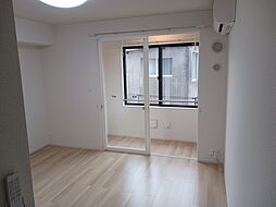 ラルゴ　カーサ 102 1階1Kのリビング/ダイニング