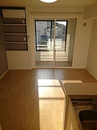 ビジュー・ドゥ・ヴェール 105 1階ワンルームのリビング/ダイニング