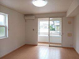 サンリット 101 1階ワンルームのリビング/ダイニング