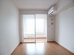 クローバーII 102 1階1LDKのリビング/ダイニング