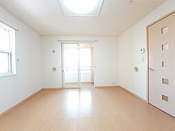 グリシーヌ 102 1階1Kのリビング/ダイニング