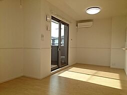 Ｇ・ブリッサ　I 102 1階1LDKのリビング/ダイニング