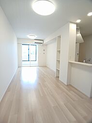 ライフランドＦ 103 1階1LDKのリビング/ダイニング