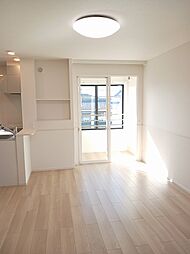 エアリーみとよ　I 201 2階1LDKのリビング/ダイニング