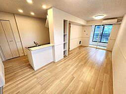 ファインブライト　I 101 1階1LDKのリビング/ダイニング