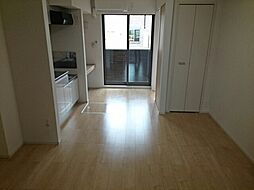 イーストブリッサII 101 1階1LDKのリビング/ダイニング