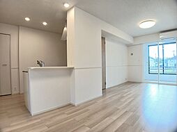 エレガンツァジッリオ 101 1階1LDKのリビング/ダイニング