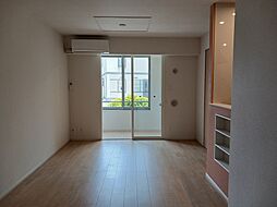 ドメーヌ・Ｍ 103 1階1LDKのリビング/ダイニング