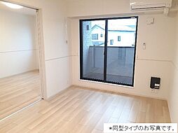 ヒカルサ名古屋港区大西II 205 2階2LDKのリビング/ダイニング