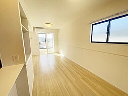 エアリー・グレイス　III 201 2階2LDKのリビング/ダイニング