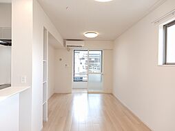 アンシャンテ　VI 101 1階1LDKのリビング/ダイニング