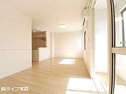 マハロＡ 203 2階1LDKのリビング/ダイニング