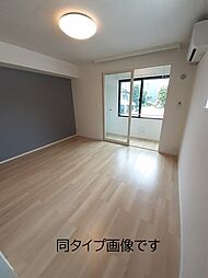 プレミール・ブリエ　Ｂ 102 1階1Kのリビング/ダイニング