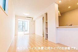 イレーネ 105 1階1LDKのリビング/ダイニング